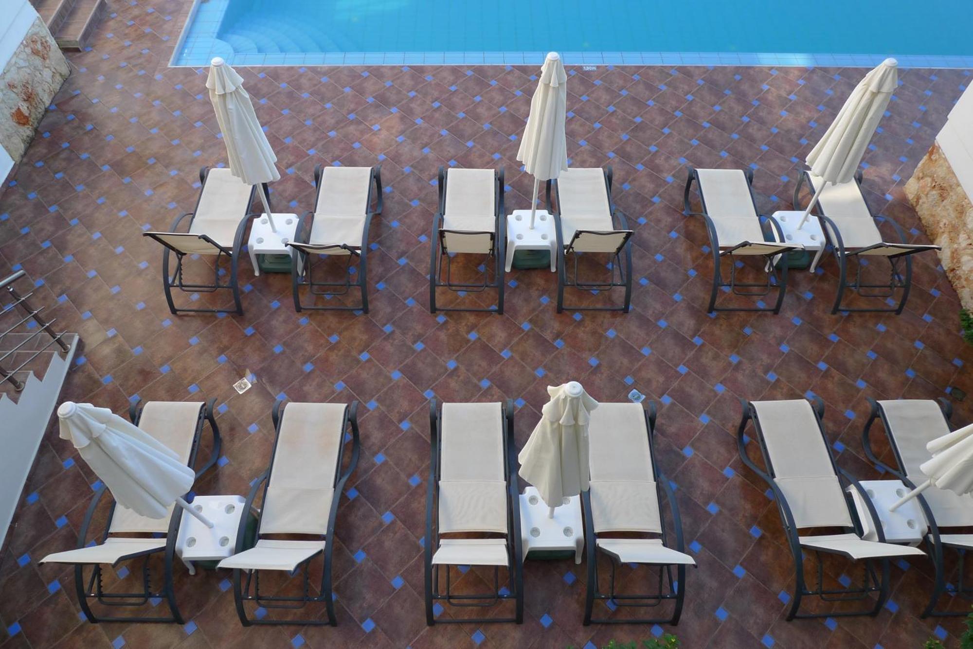 Theros Hotel Tavronitis Eksteriør billede